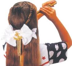 Fishtail twist braid for holiday. How To Make Girls Hair Bows Howstuffworks