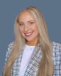 Loving this new serum from @dermalogica 💧Amazing serum to hydrate and  soothe for all skin types! 💧Hydration is key to healthy glowing skin •••  #dermalogica #skincare #skin #routine #hydrate #health #everyday #serum