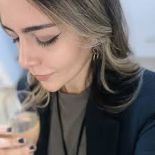 Stream Laura Mesa music