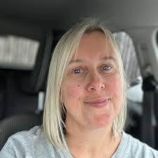 Good Afternoon, I'm looking for someone local who does Avon or Body shop  parties, to come to a lovey residential home based in Horsham. Or any other  beauty products that can offer