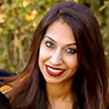 Laurie Boyce's Instagram, Twitter & Facebook