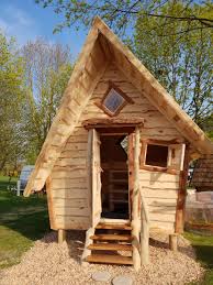 Zauberhaftes Hexenhaus Als Ferienhutte Hexenhaus Holzbau Haus