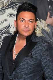 1 source for hot moms, cougars, grannies, gilf, milfs and more. Promis Unter Palmen Matthias Mangiapane Erklart Seinen Ausraster Gala De