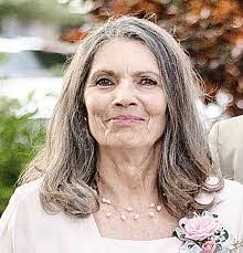 Beth Marchant's Instagram, Twitter & Facebook