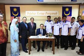 Malaysia leadership development seminar 2012 self empowerment. Lawatan Kerja Ksu Kats Dato Dr Tan Yew Chong Ke Institut Penyelidikan Hidraulik Kebangsaan Malaysia National Hydraulic Research Institute Of Malaysia Nahrim Bagi Mendengar Taklimat Dan Meninjau Fasiliti Serta Kemudahan Penyelidikan Di Agensi