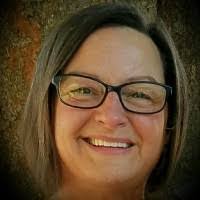 Donna Schuster's Instagram, Twitter & Facebook