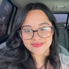 Hola! I would like to donate some female clothes. Please share with me  places where I can drop off some stuff. Thank you!