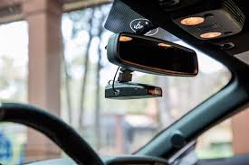 A radar detector is best mounted as high up in the vehicle as possible so that the detector has a good range of radar detection. Blendmount Ford Mustang Customer Installs