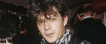 Invité sur rfm, dimanche 9 mai, nicola sirkis, du groupe indochine s'est confié sur son rôle de père et notamment sur sa tristesse après le départ pendant le premier confinement, nicola sirkis était bien entouré. 22 Ans Sans Stephane Sirkis Indochine La Vie Actuelle De Sa Fille Lou