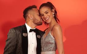 See more ideas about neymar jr, neymar, soccer players. After Ending With Marquezine Neymar Shows Fake News About Ex Neymar Used His Profile On Instagram This Friday February 19th When Neymar Used His Profile On Instagram