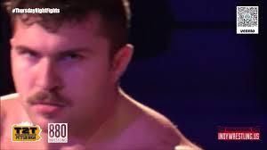 880 Championship: Gianni Michael Emricko vs KC Warr