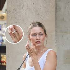 Gigi Hadid’s New Boucheron Ring Puts an Old-World Twist on a Bridal Trend
