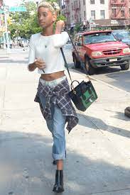 Willow smith is a style star in the making: Willow Smith Wears Louis Vuitton Archlight Boots To The Brand S Pfw Show Teen Vogue