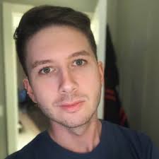 Chris Hott (@_Chris_Hott)