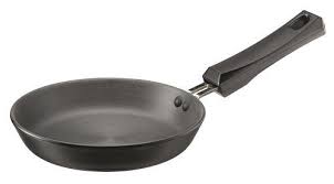 Offerta Di Oggi Hawkins Futura Hard Anodised Frying Pan 18cm A Eur 598 00 Invece Di Eur 695 00 Pan Frying Pan Anodized