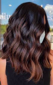 Since it's a reddish brown you can tailor the color to flatter any skin tone, explains stephanie brown, a colorist at the nunzio saviano salon in new york. 70 Hottest Brown Hair Colour Shades For Stunning Look Lob With Dark Brown
