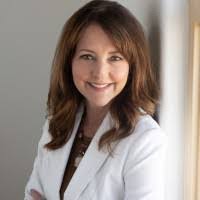 Kelly Goering's Instagram, Twitter & Facebook