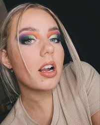 HOLLY 🐘（@hollywoggles）• Instagram 相片與影片