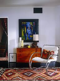 The furniture of this style is a combination of modern and classic. Get Inspired By The Desert Modern Decor Trend