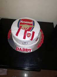 Arsenal football arsenal fc happy birthday big brother cake making fashion cakes fondant cakes themed cakes cake art party cakes. Arsenal Cake Orders Yours Today 0840181126 Bee S Cake World Facebook
