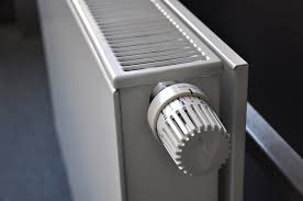 Le chauffage au gaz offre une chaleur douce qui n'assèche pas l'air, et demande très peu d'entretien si ce n'est une purge du réseau d'eau une fois par an, avant l'entrée dans l'hiver. Combien De Watt Par M2 Pour Mon Chauffage Greenwatt
