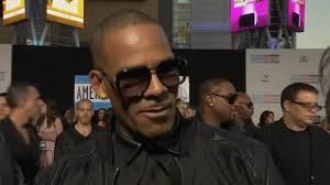 There are 6 more pics in the r. Federal Records Reveal Wide Scope Of R Kelly Racketeering Investigation After Bribery Charges Abc7 Chicago