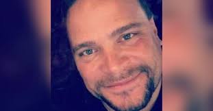 Lee Hafer's Instagram, Twitter & Facebook