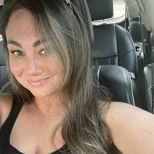 Andrea Bedwell's Instagram, Twitter & Facebook