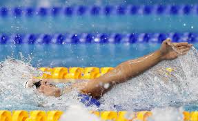 השחיינית אנסטסיה גורבנקו הפכה הבוקר (שלישי) לאישה הישראלית הראשונה אי פעם שמזנקת לגמר אולימפי בבריכה. B9 Thmotr1tolm