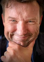 Aaron Bewley's Instagram, Twitter & Facebook