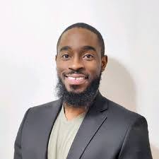 Meredith Pike's Instagram, Twitter & Facebook