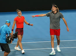 7 de enero de 2020. It Hurts Maria Sakkari On Stefanos Tsitsipas Poignant Loss At Us Open 2020 Essentiallysports