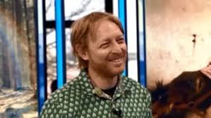 Dříve záletnický milionář dnes připomíná zkrotlého beránka. Jadxs3jkl2ig7m