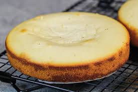 But, the majority of cakes are baked in a regular oven at 180c (350f/gas mark 4). Why Do Cakes Sink In The Middle Learn What Happened To Your Cake