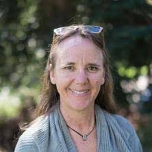 Catherine Keys's Instagram, Twitter & Facebook