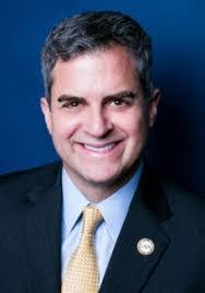 David Licari's Instagram, Twitter & Facebook