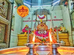 See more ideas about swami samarth, saints of india, hindu gods. Shree Swami Samarth Samadhi Math Akkalkot Community Facebook