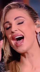 Terry Pagano Canta Anna Tatangelo