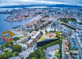 Takaisinmaksu 12 erässä (139 €) kuukauden välein. Norwegische Bank In Holzbauweise