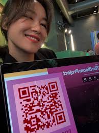 How I feel about my album release:) IN 1 day!!!!! Link in BIO!  #玫瑰时代thebloomproject