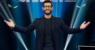 Enrico papi — un'estate mentale 03:25. Enrico Papi A Fqmagazine Il Coming Out Di Gabriel Garko Non Serviva Oggi Il Gossip E Finto La Mia Tv Non E Trash Come Dice Aldo Grasso Il Fatto Quotidiano