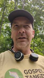 Alice Cooper was raised in the Bickertonite Church, and his grandfather was  the president! What else can Daniel tell us about Alice Cooper? Did Mr.  Smithy really punch him in the nose?