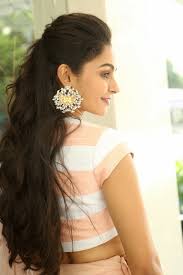 Beauty Galore HD : Andrea Jeremiah At Detective Movie Press Meet