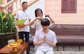 You can talk to us. Newsroom G Mm Grammy