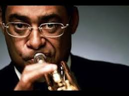 Playing BEHIND The Horn!!