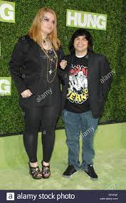 In 2003 she graduated from south africa's national university in london. Sianoa Smit Mcphee Und Charlie Saxton Stockfotografie Alamy