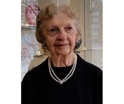 Johanna Reed's Instagram, Twitter & Facebook