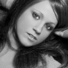 Kristin Mckernan's Instagram, Twitter & Facebook