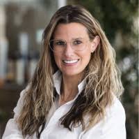 Kelly Pettit Email & Phone Number