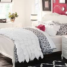 Find ideas, products and dorm room decorating tips. Rufflicious Girls Quilt Sale Pottery Barn Teen